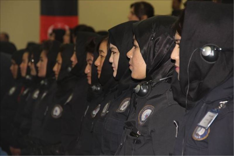 243 Afgan kadın polis adayı eğitime başladı