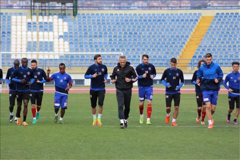 Karabükspor, Adanaspor maçı hazırlıklarını tamamladı