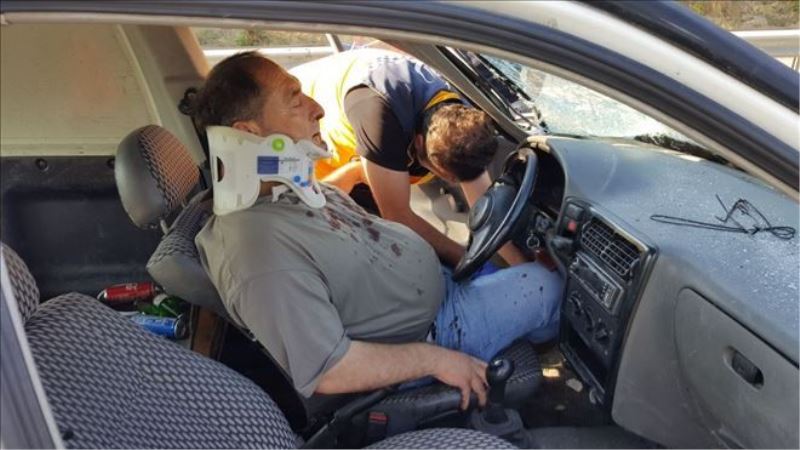 Uyuyan sürücü TIR´a çarptı