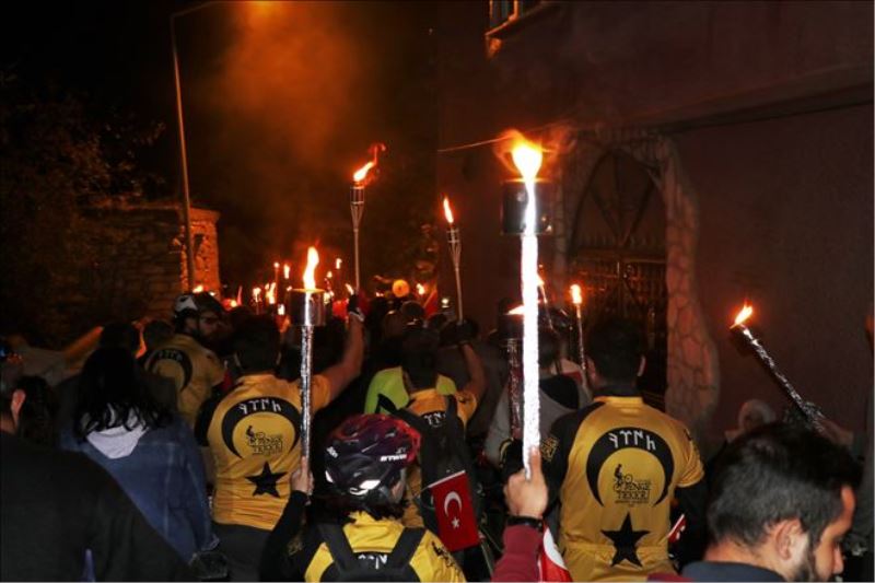 Safranbolulular fener alayıyla Cumhuriyet Bayramı´nı kutladı