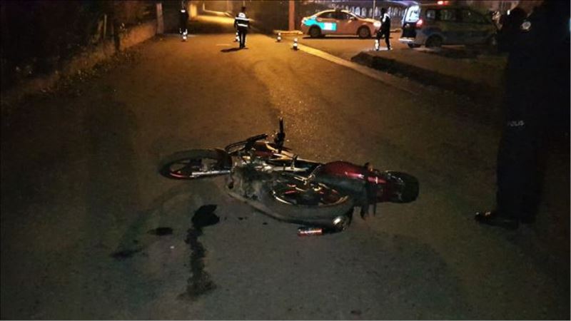 Alkollü motosiklet sürücüsü ölümden döndü