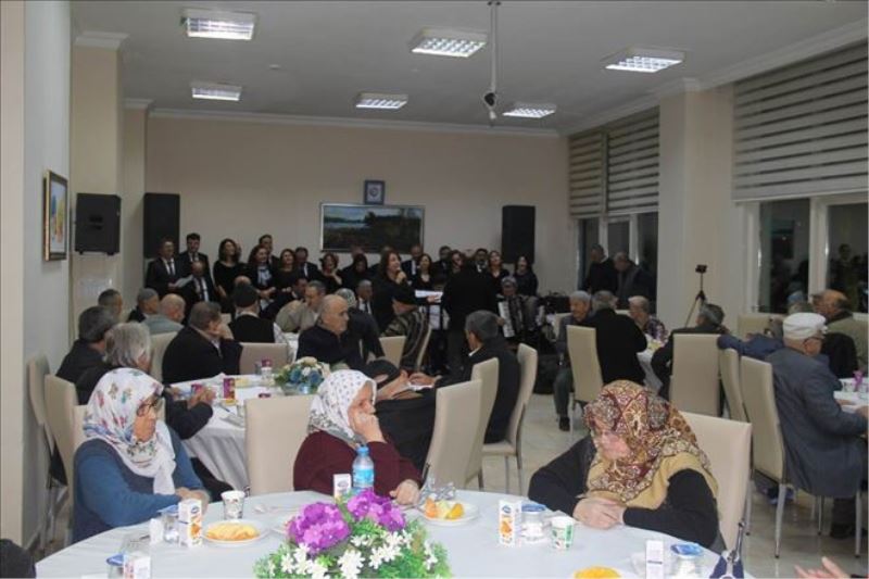 Karabük Türk Müziği Topluluğundan Huzurevi Konseri