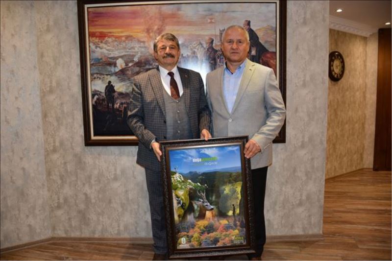 Başkan Çaylı Bartın Belediye Başkanı Akın´ı ziyaret etti