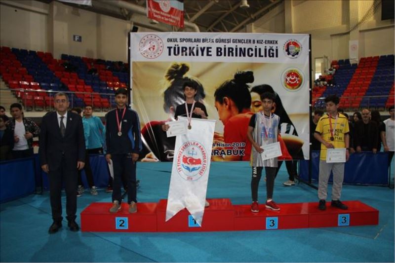 Bilek Güreşi Gençler Türkiye Şampiyonası sona erdi