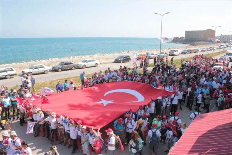 Atatürk ve İstiklal Yolu Yürüyüşü, İnebolu´dan başladı