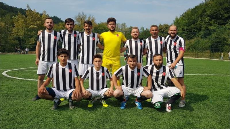 Köyler arası futbol turnuvasının şampiyonu Merkez Şirinköyspor oldu