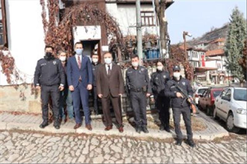 Kaymakam Türköz Eski Çarşı Polis Merkezini Ziyaret Etti