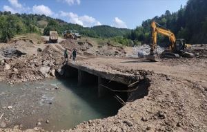 5 köyü ilçeye bağlayan köprü Karabük İl Özel İdaresi´nin çalışmasıyla ulaşıma açıldı